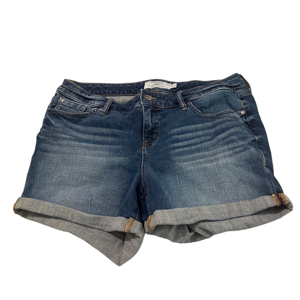 Torrid Denim Women 16 Medium Wash Cuffed Stretch Jean Shorts Mid Rise Whiskered